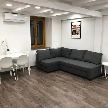 Διαμέρισμα Blaha Art *